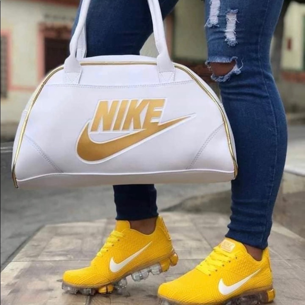 Shoe and bag sets - Picture 7 of 8